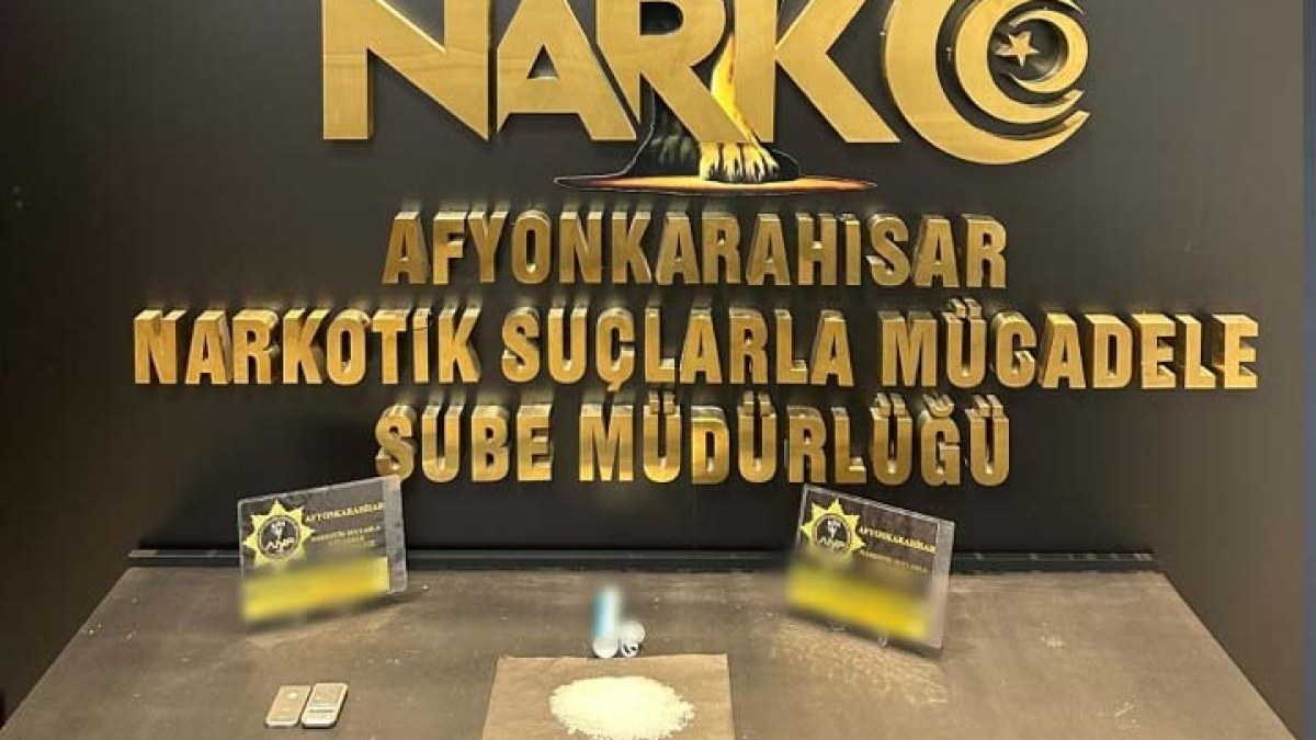 Afyon'da Uygulama Noktasında Uyuşturucu Yakalandı: 2 Tutuklama