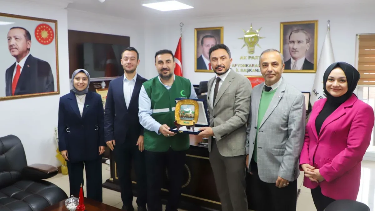 Yeşilay Afyonkarahisar’dan AK Parti İl Başkanı Özgür Kavak’a Ziyaret