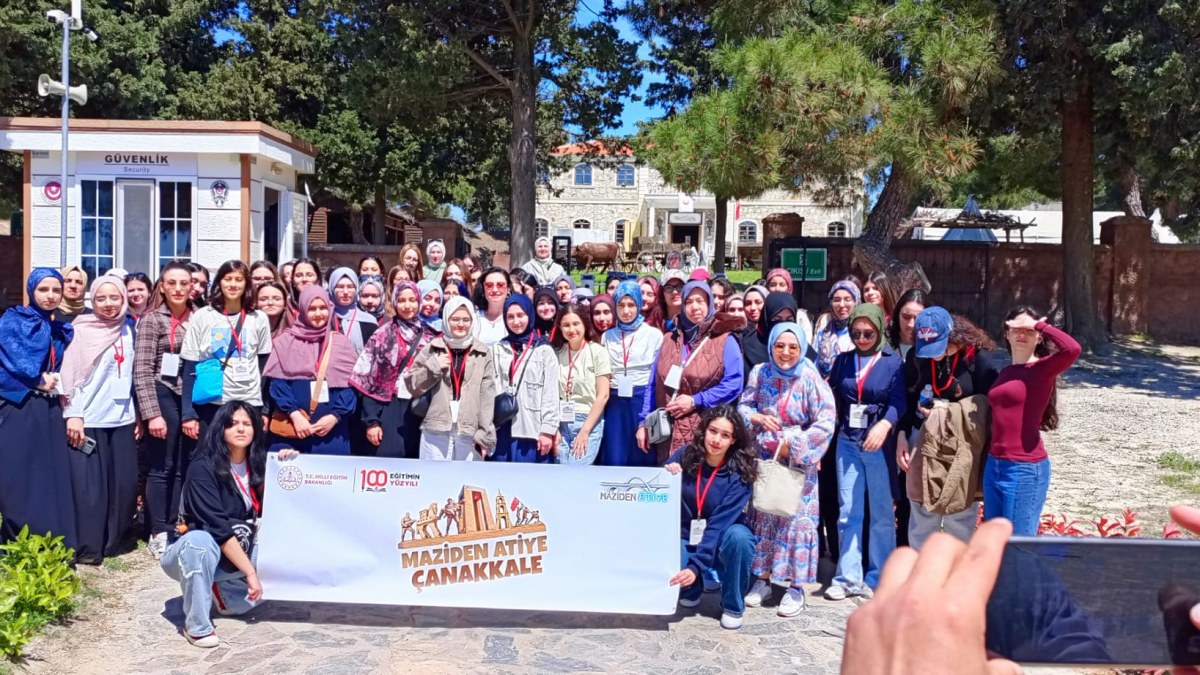 Maziden Atiye’ye Öğrencilerimiz Çanakkale’de Tarihle Buluştu…