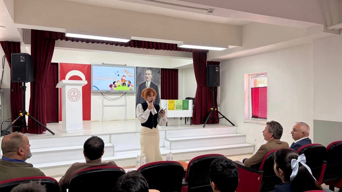 Kaymakam Merve Bayri’den Öğrencilere Akran Nezaketi Tavsiyeleri