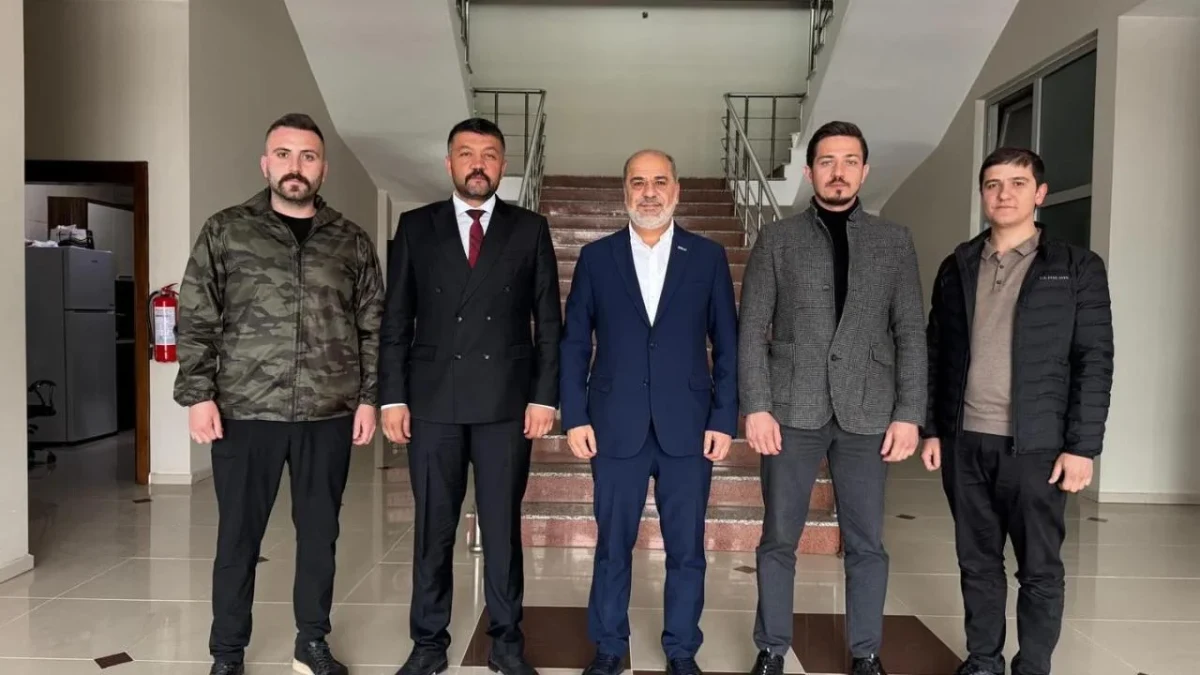 Ülkü Ocaklarından Başkan İşlek’e Ziyaret