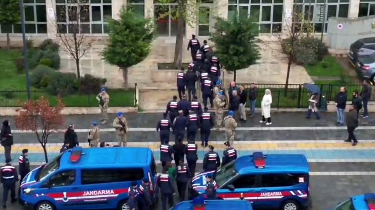 Tefecilere Yönelik Düzenlenen Operasyonlarda 56 Şüpheli Yakalandı.”