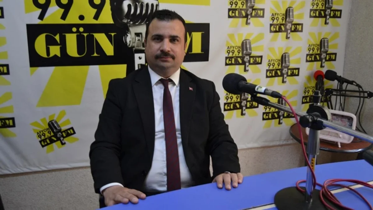 Nüfus Müdürü Erkan Tanyeri; 'Kurum Personellerine İşaret Dili Eğitimi Veriliyor'