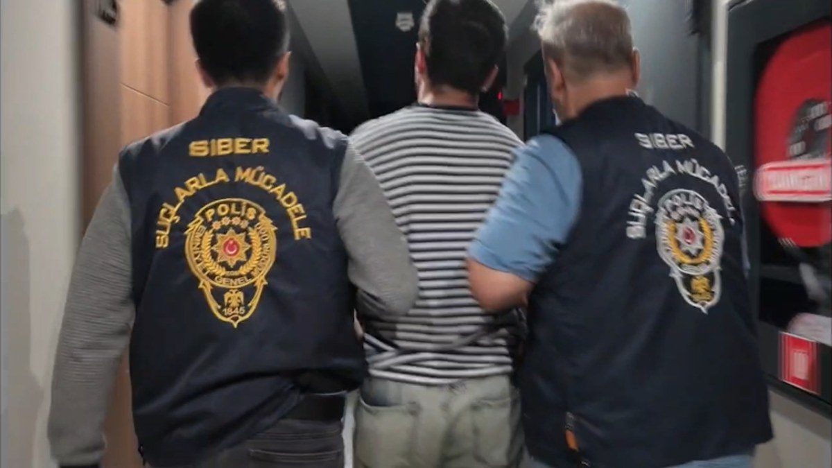 Siber Operasyonlarda 826 Şüpheli Yakalandı, 444 Kişi Tutuklandı
