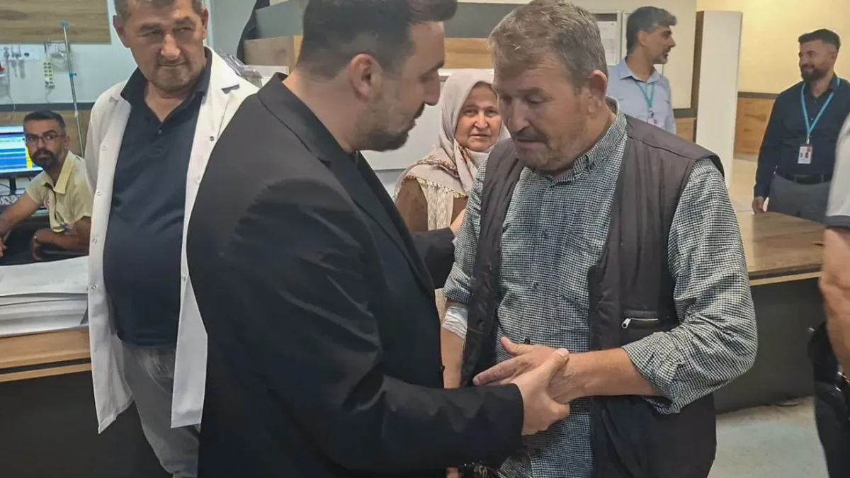 Dr. Özgür Kavak’tan Afyonkarahisar Devlet Hastanesi Acil Servisi’ne Ziyaret