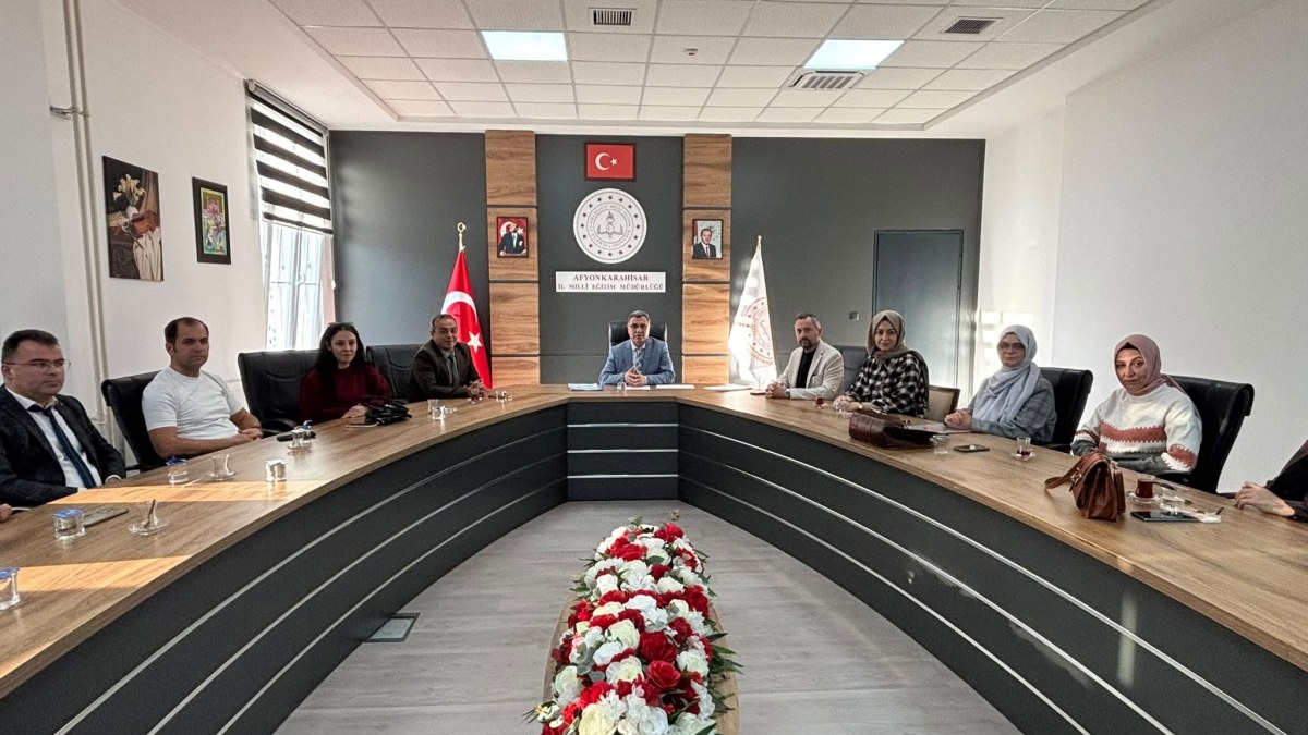 Afyonkarahisar’da Anadolu Mektebi Projesi Değerlendirildi