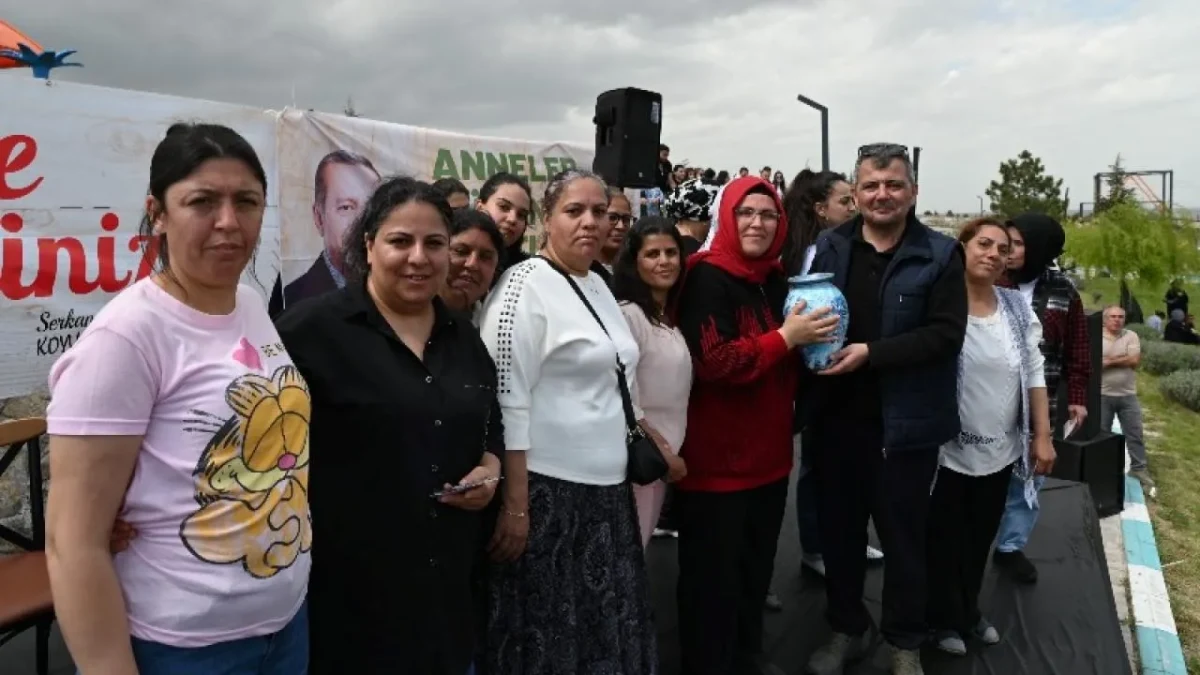 Emirdağ’da Anneler Günü ve Hıdırellez Coşkusu Bir Arada Yaşandı