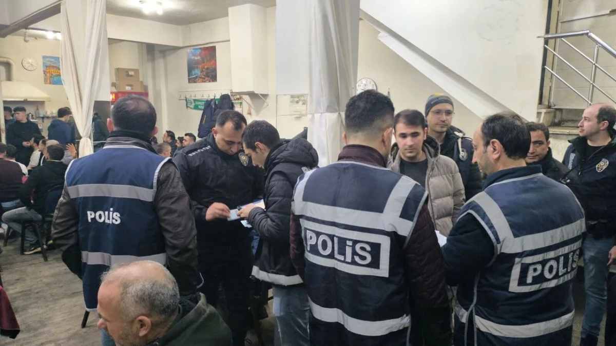Afyonkarahisar’da Bir Haftada 44 Aranan Şahıs Yakalandı