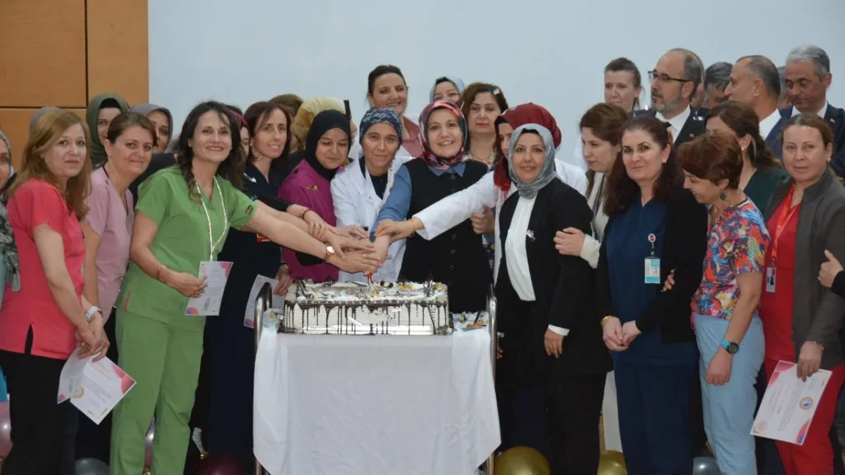 Afyonkarahisar’da 12 Mayıs Hemşireler Günü Coşkuyla Kutlandı