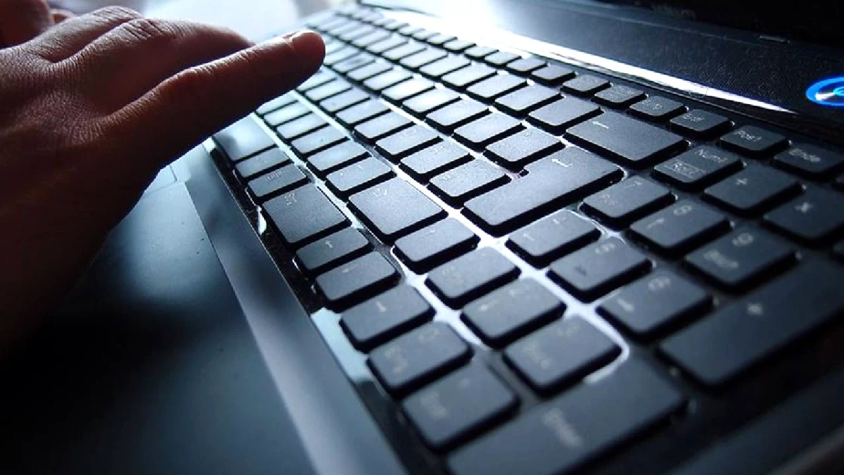 Okul Saldırısı Görüntülerine 66 Siteye Erişim Engeli