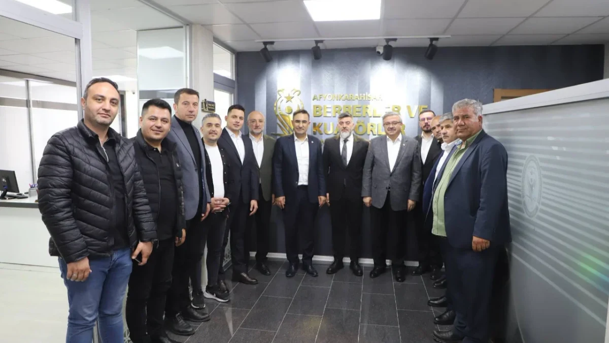 AK Parti Afyonkarahisar heyetinden Berberler Odası’na ziyaret