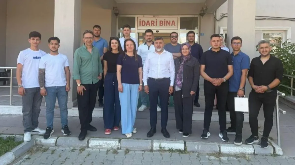 Özel Bireylerin Yüzünü Güldüren Anlamlı Dokunuş
