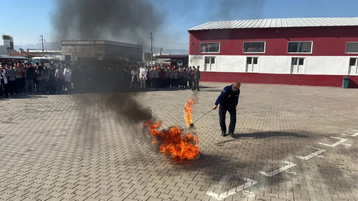 RSP’den Afyonkarahisar’da Örnek Proje: Her Sınıfa AFAD Eğitimli Öğrenci