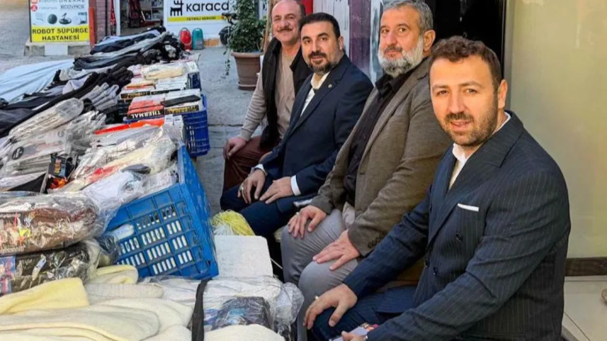 AK Parti Afyonkarahisar İl Başkanı Özgür Kavak, Esnaf ve Vatandaşlarla Buluştu