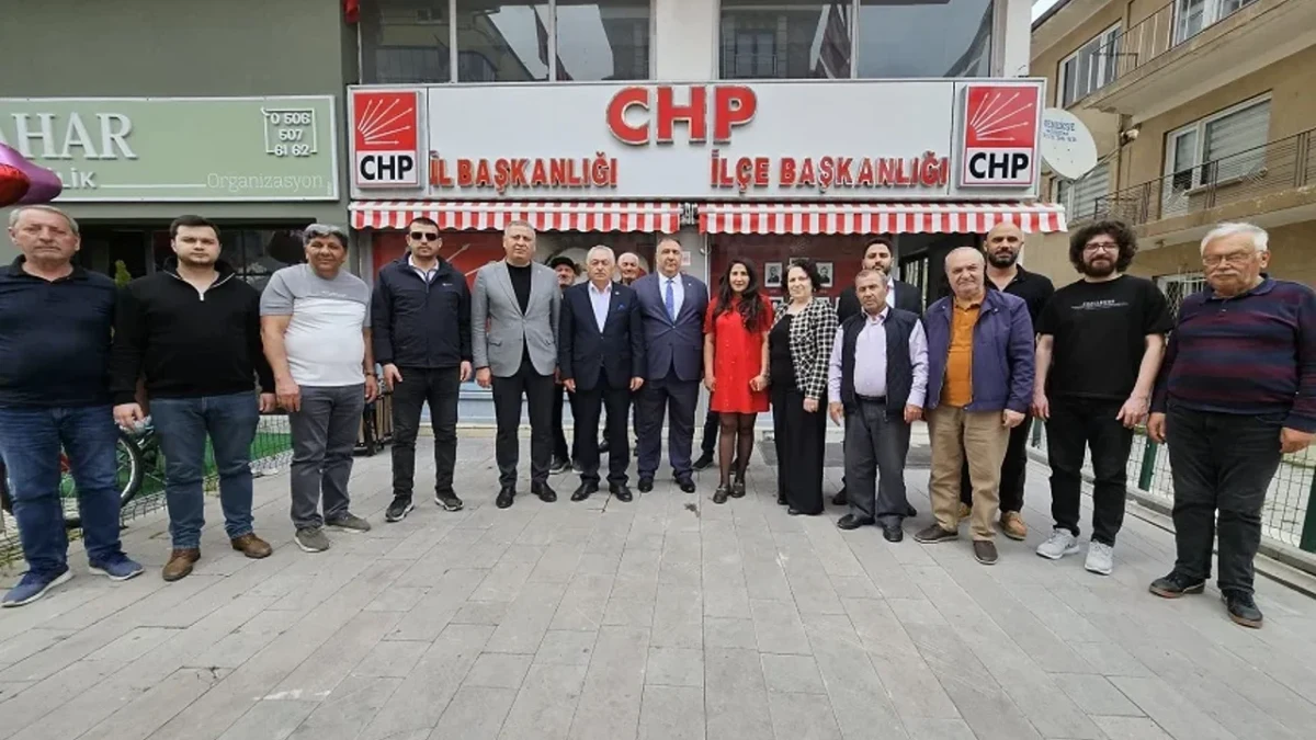 Afyon İYİ Parti'den CHP'ye teselli ziyareti