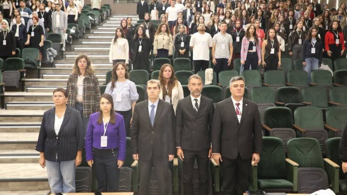 Genç Eczacıları Buluşturan PHARMAFYON Kongresi AFSÜ’de Gerçekleştirildi