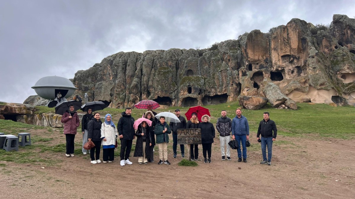 Öğretmenler Öğretmen Akademilerinde Tarih ve Kültür Yolculuğuna Çıktı