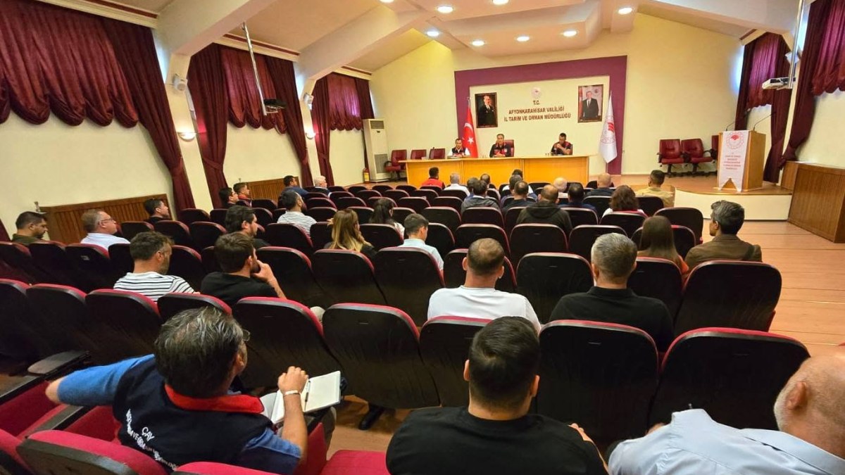 Kesimhane İşletmeleri ve Sektör Temsilcileriyle Bilgilendirme Toplantısı Gerçekleştirildi