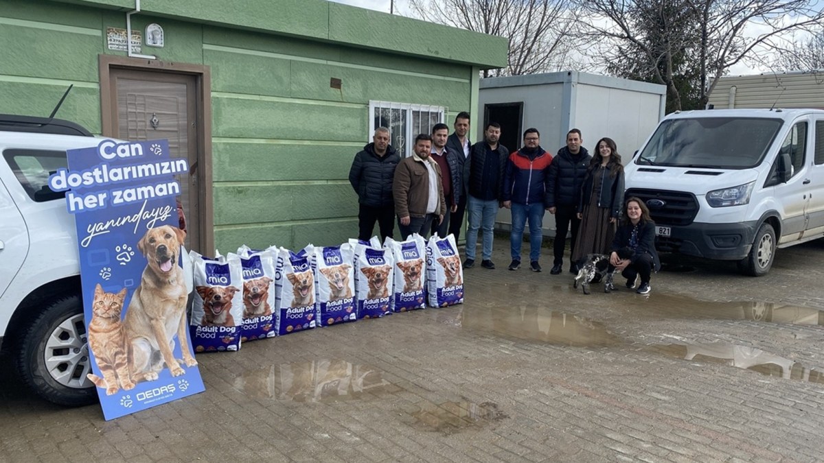 OEDAŞ’tan barınağa 300 kg mama bağışı