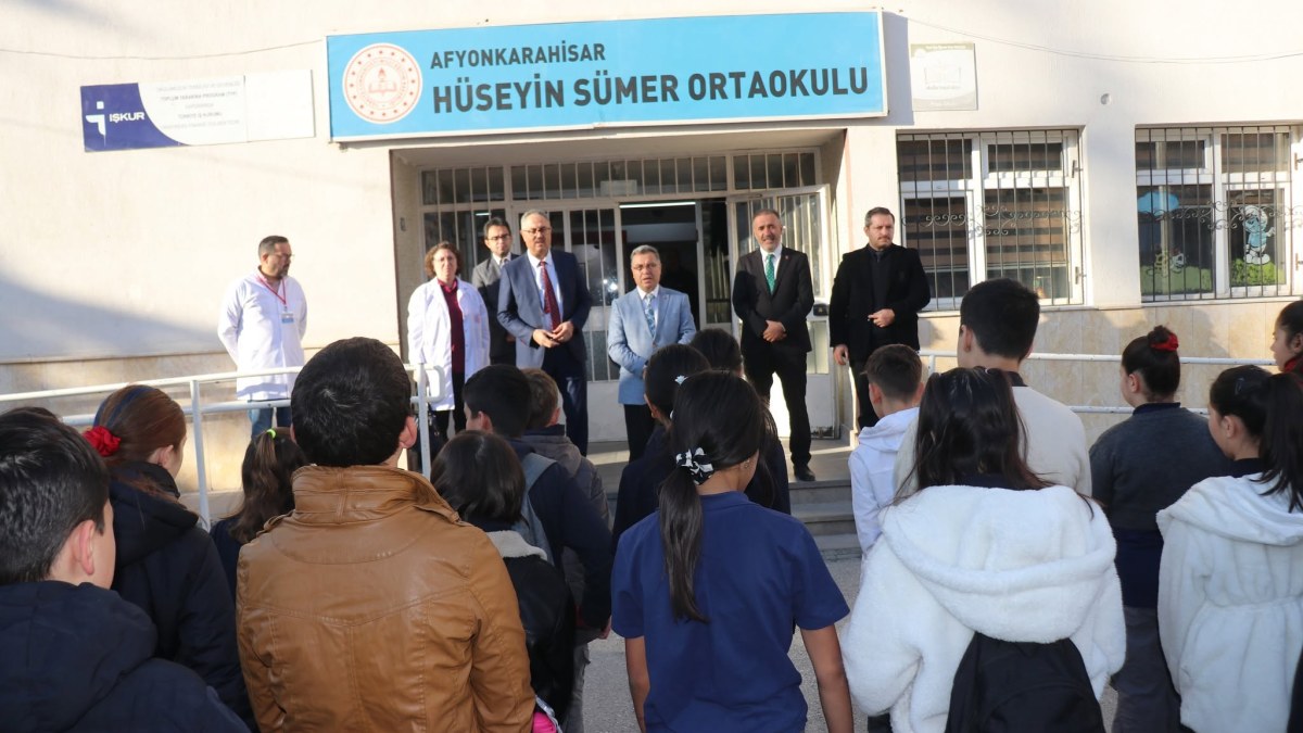 İl Milli Eğitim Müdürü Altınkaynak’tan Hüseyin Sümer Ortaokulu’na Ziyaret