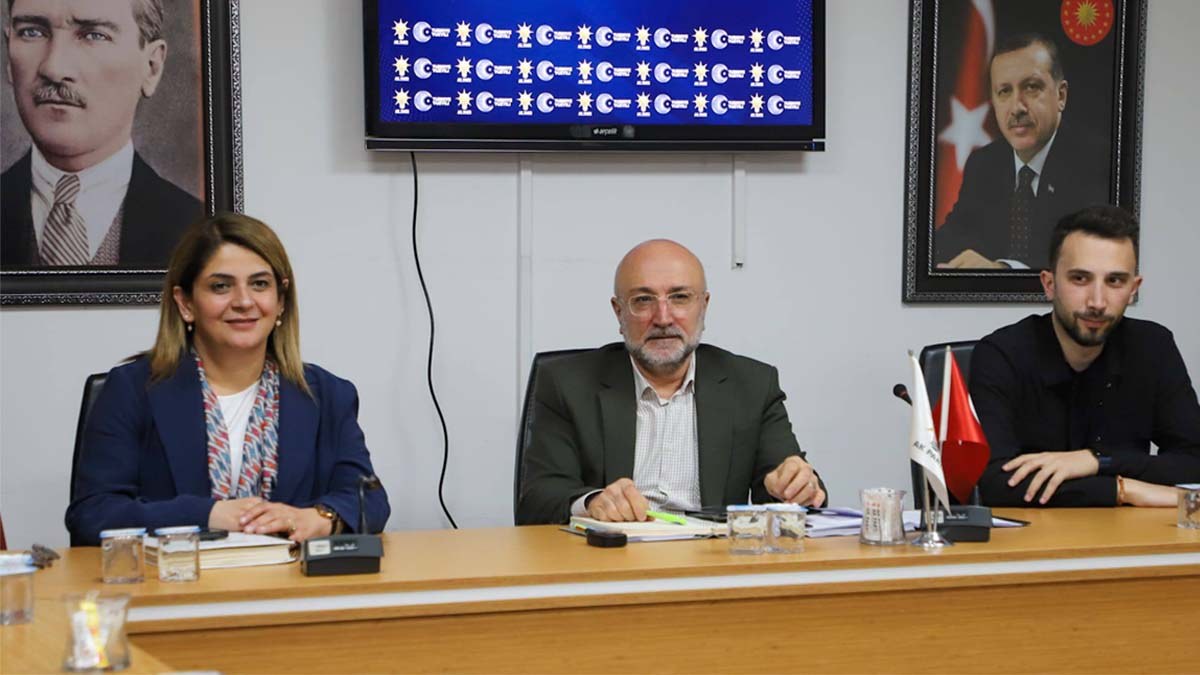 AK Parti Afyonkarahisar İl Yönetimi, Teşkilat Çalışmalarını Masaya Yatırdı