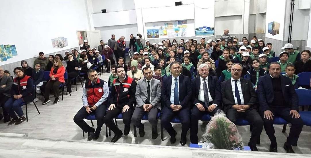 Afyonkarahisar’da Dünya Su Günü Etkinliği: Öğrencilere Su Bilinci Aşılandı