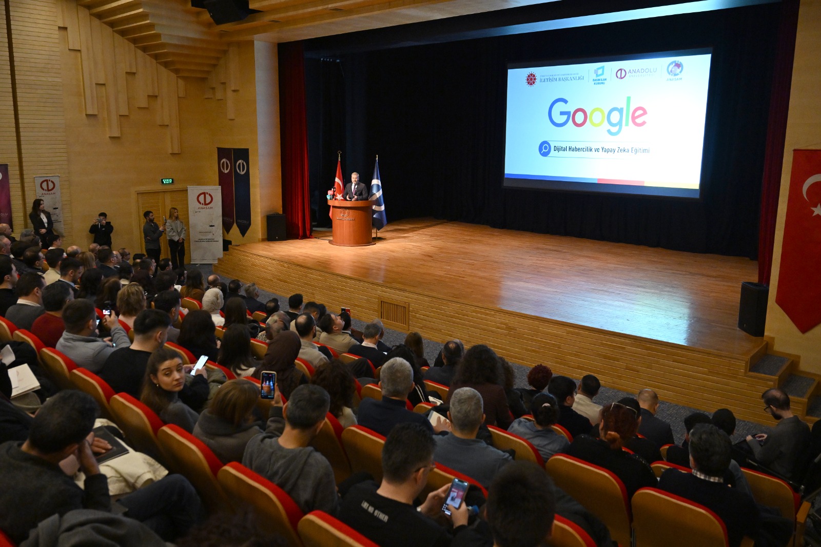 Dijital Habercilik ve Yapay Zekâ Eğitimi